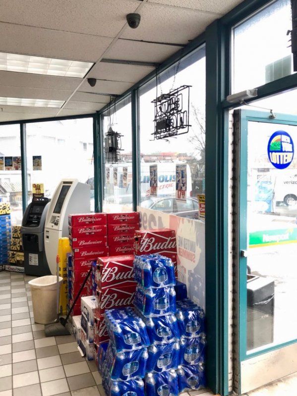 Mobile Mart Gas Station - Cottonwood Vending 3