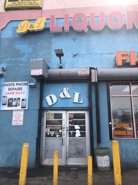 D and L Liquor Store - Bitcoin of America 3