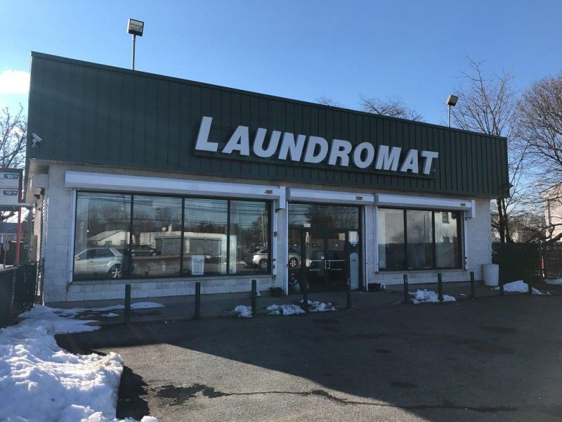 Amityville Laundromat - Cottonwood Vending