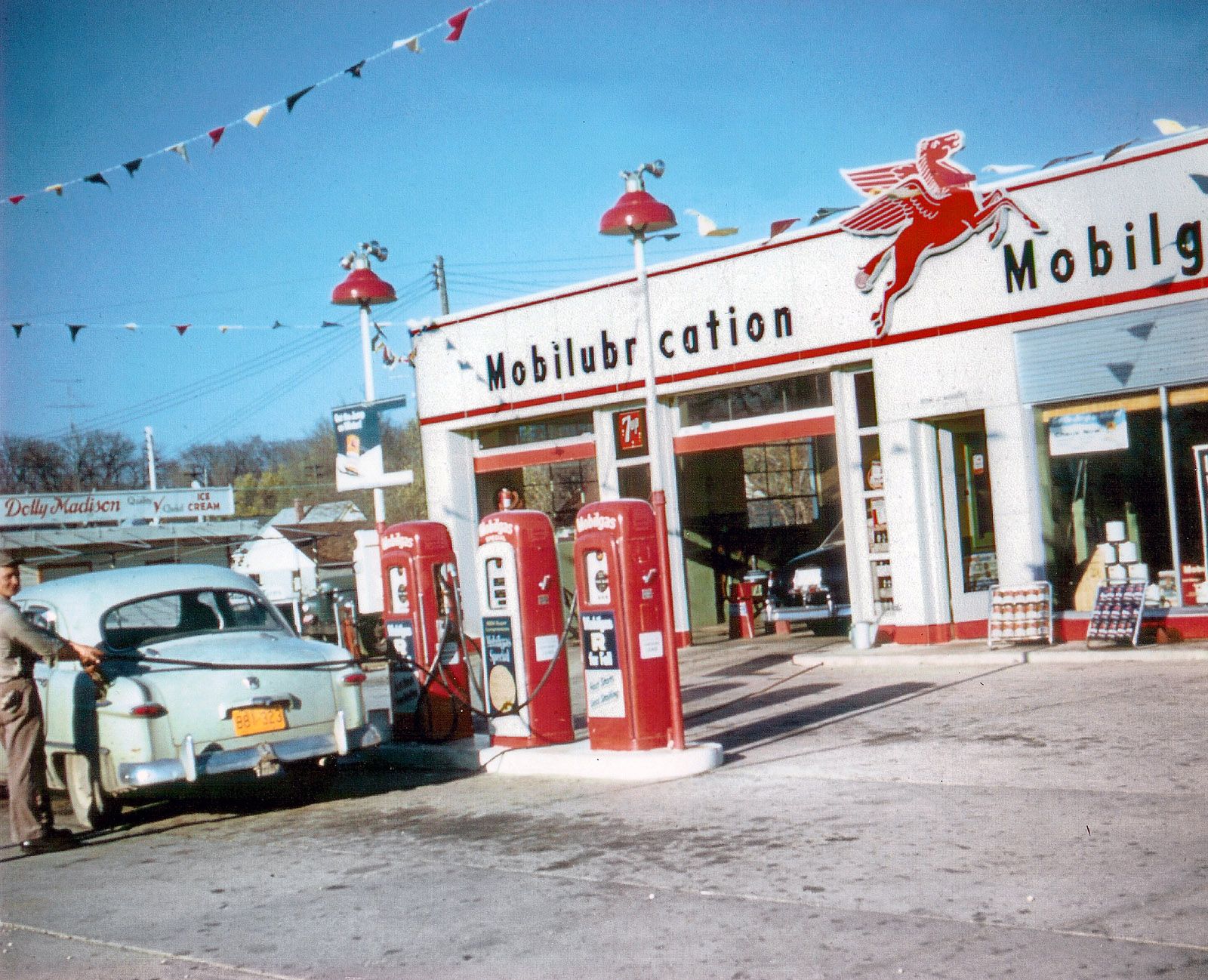 Mobil Gas Station - Digital Mint