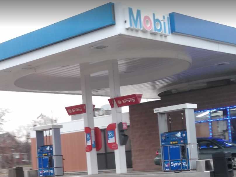 W. Grand Blvd. Mobil Gas - Slon BTM LLC 1